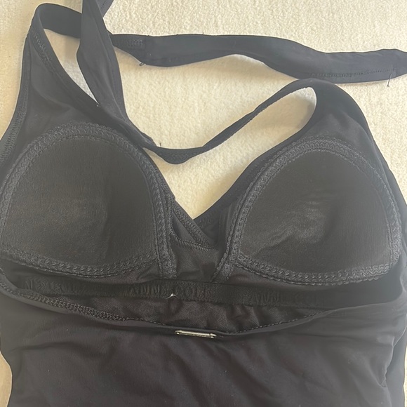 Anne Cole Black Women's One Piece Swimsuit - Picture 3 of 4